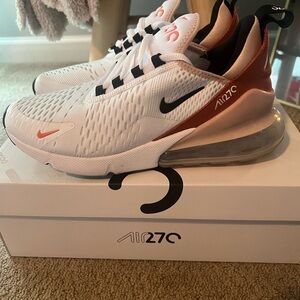 Nike Air Max 270
